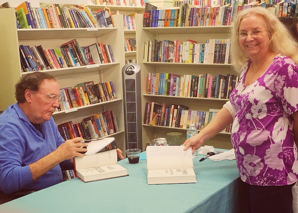 Book Reviews by Sandy JAMES PATTERSON BOOK SIGNING AT THE VERO BEACH