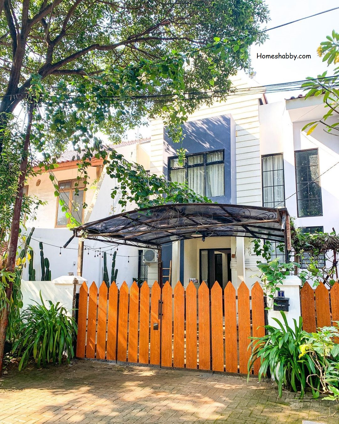 6 Inspirasi Pagar Rumah Minimalis Unik dengan Aksen Instagramable