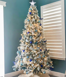 Dliteful Trends Excited For Christmas With Krumpet S Home Decor