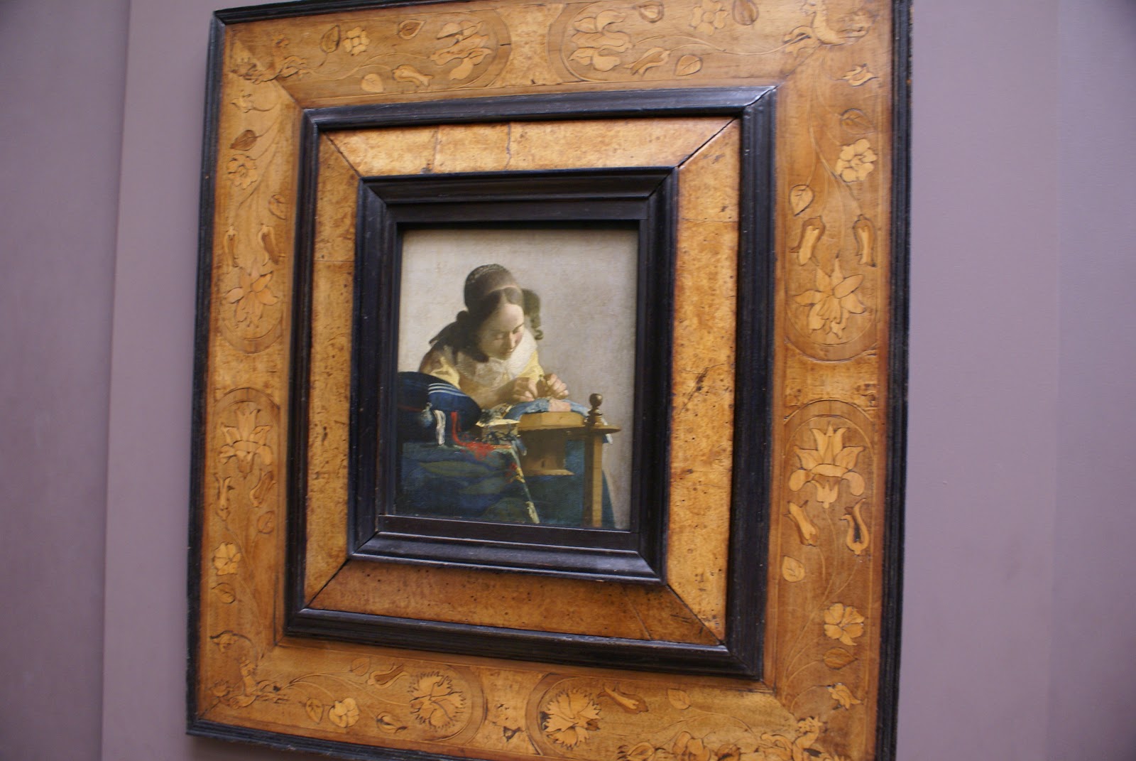 Dutch Letters Paris The Louvre