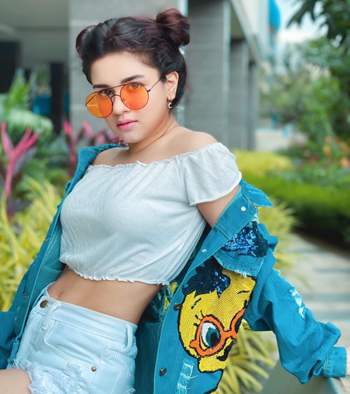 Avneet Kaur Hd Wallpapers And Hot Pics Free Download 2020 Imagelab99 