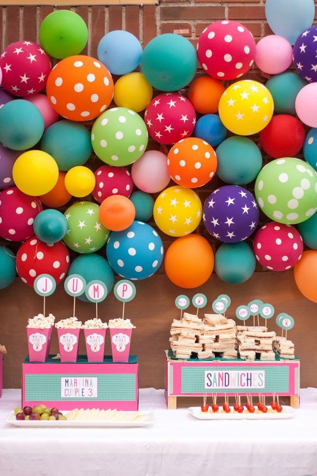 Fun N Frolic 5 DIY Balloon Decoration Ideas Without Helium Fun N Frolic 5 DIY Balloon Decoration Ideas Without Helium