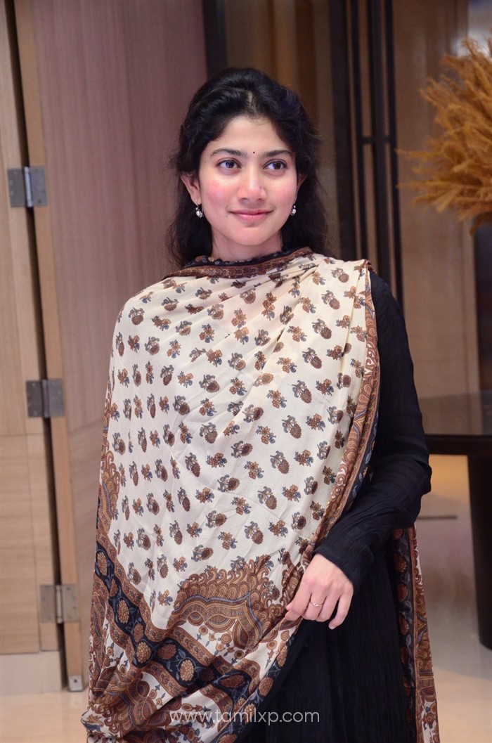 Telugu Actress Sai Pallavi