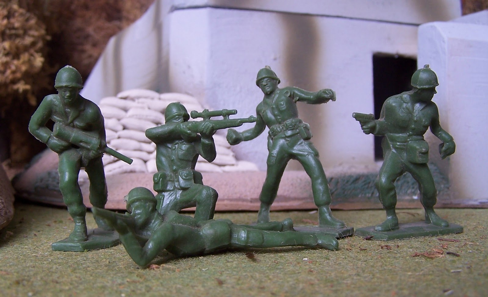 WWII Plastic Toy Soldiers: Making an exception - TimMee GIs