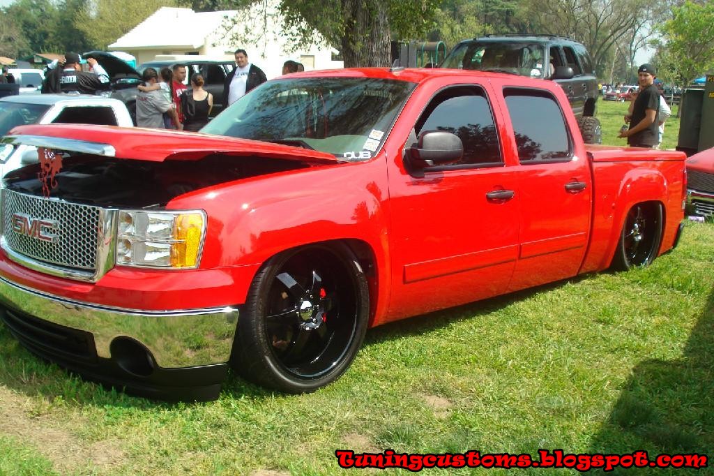 Tunning Customs: GMC DUB Style