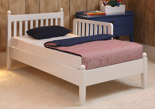 Quarto de Criança com Paredes de Madeira Decorar quarto de rapaz