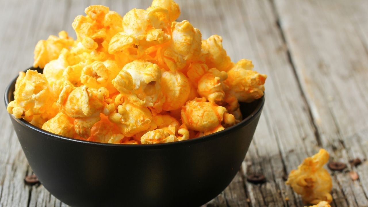 Can a puppy eat Popcorn?