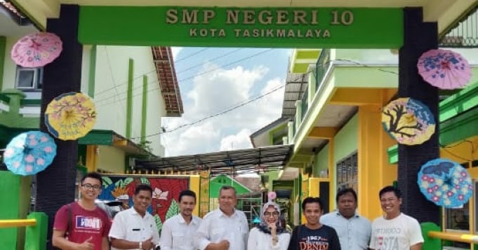 PTK BAHASA INDONESIA KELAS 8 SMP PENGGUNAAN MEDIA AUDIO