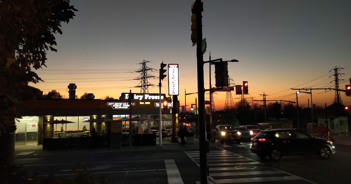 Sunset a Dairy Freeze in Toronto PhotoDorks