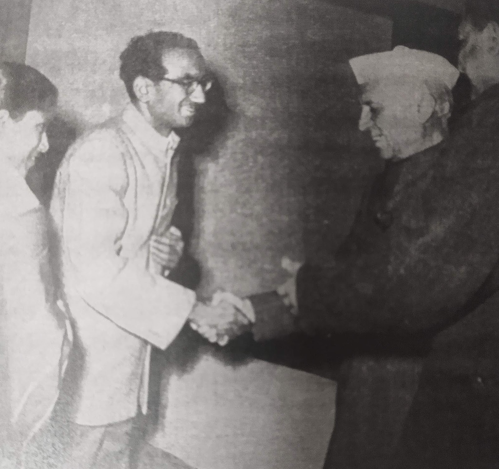 CHINAR SHADE : A NEW BOOK ON URDU POET JAGAN NATH AZAD