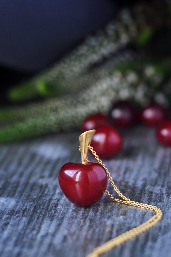 Amazing Glass Fruit Jewelry by ToutBerry / The Beading Gem