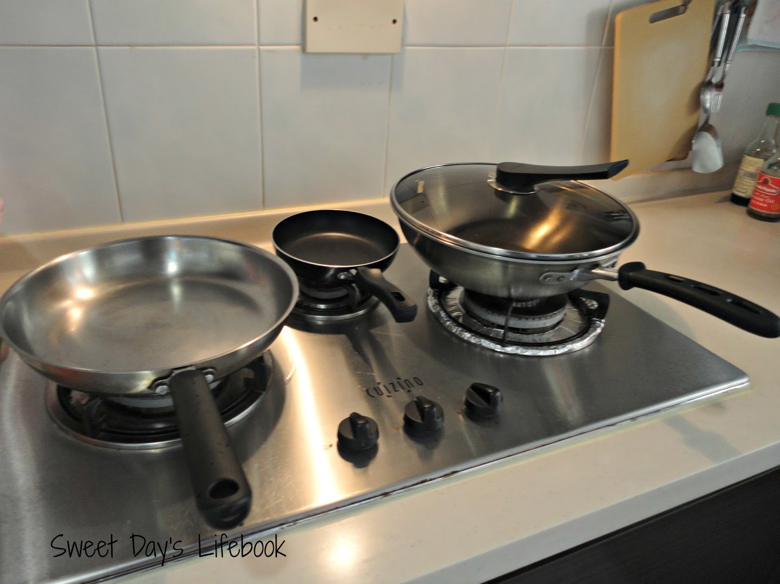 Sweet Day's Lifebook Papa, Mama and Baby Frying Pan