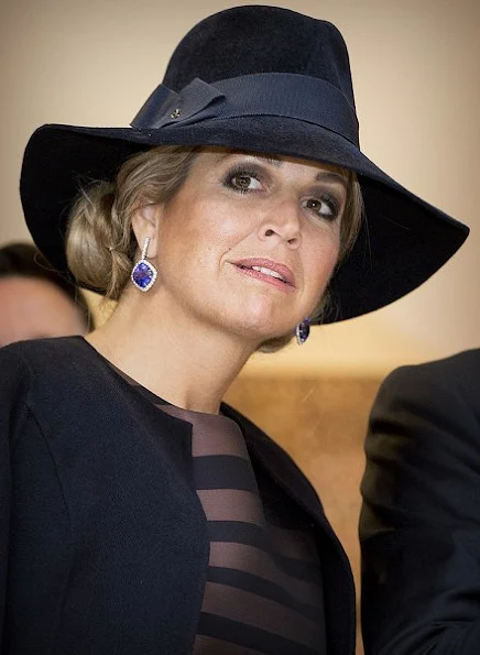 King Willem-Alexander and Queen Maxima will visit the exhibition in preparation for the state visit to Australia and New Zealand. Queen Maxima wore NATAN Dress and Jacket