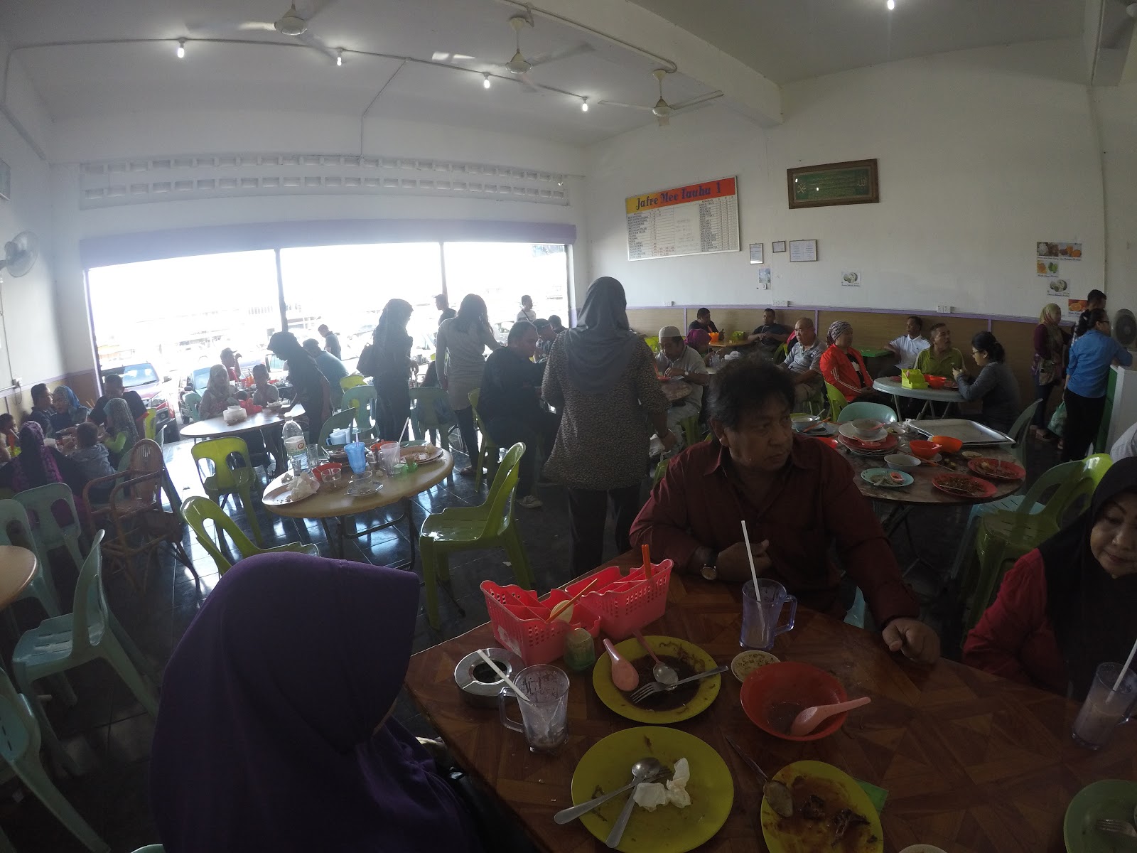 I Am Fatin . * [Food Review] Mee Tauhu Jafre, Batu 3, Tawau.