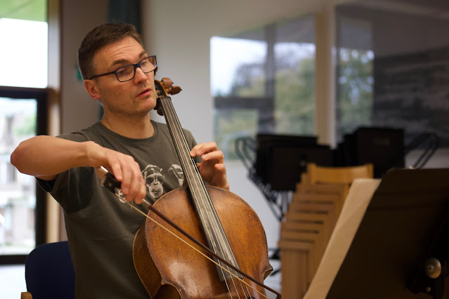 Adrian Bradbury (Photo Richard Hughes) Adrian Bradbury (Photo Richard Hughes)