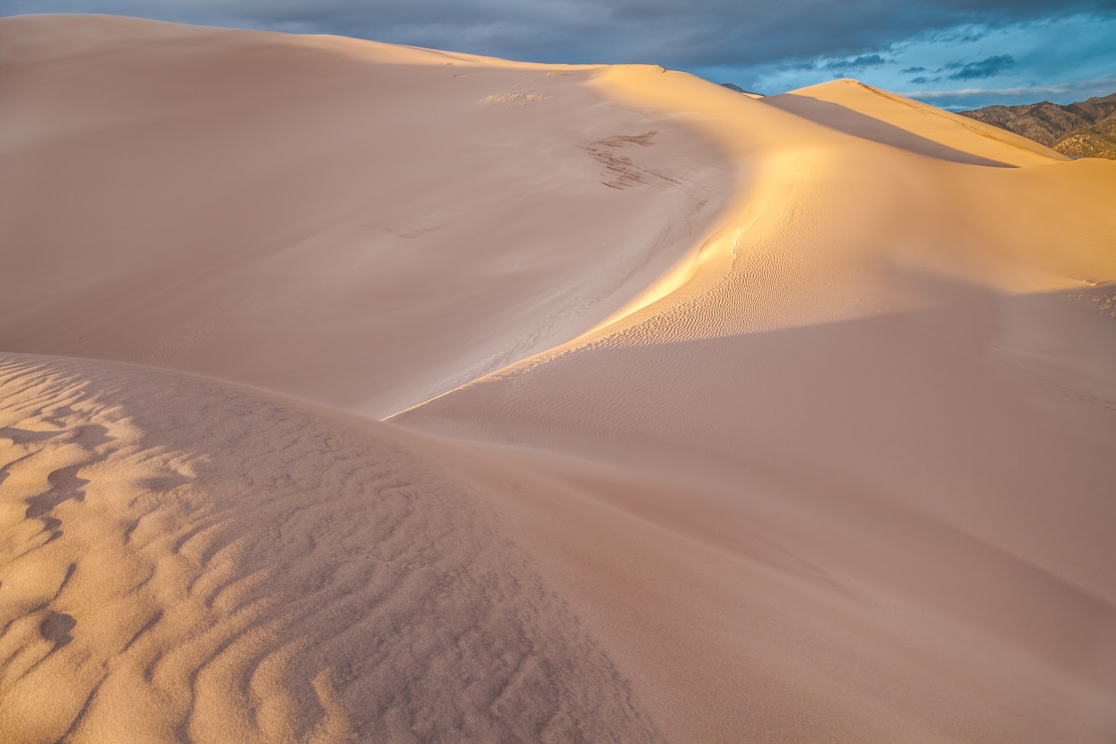 Tallest Sand Dunes in North America Explore the World with Simon Sulyma
