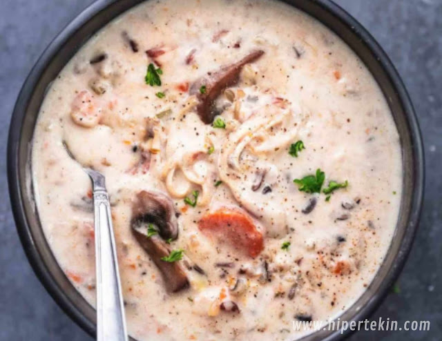 INSTANT POT CHICKEN AND WILD RICE SOUP