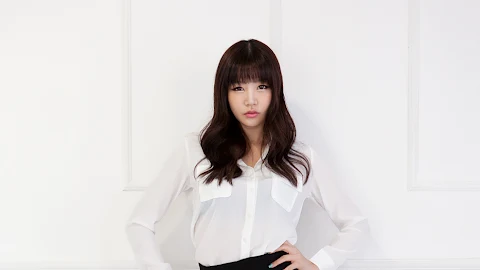 Hong Ji Yeon Sexy in Black and White