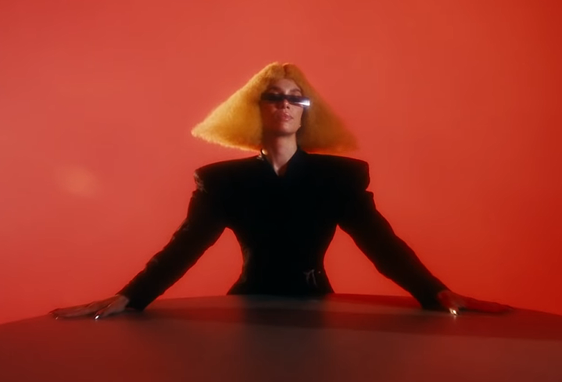 Swedish pop star Agnes and her Steven Universe gem looking-ass self drops a visual for her throwback jam "24 Hours" | Random J Pop Swedish pop star Agnes and her Steven Universe gem looking-ass self drops a visual for her throwback jam "24 Hours" | Random J Pop