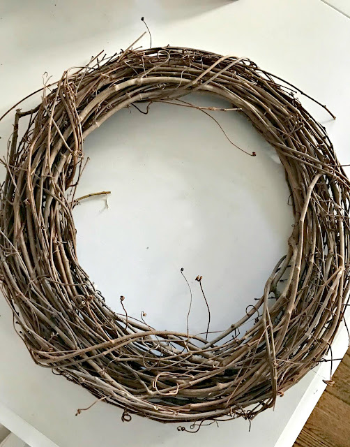 Grapevine wreath for spring DIY projects