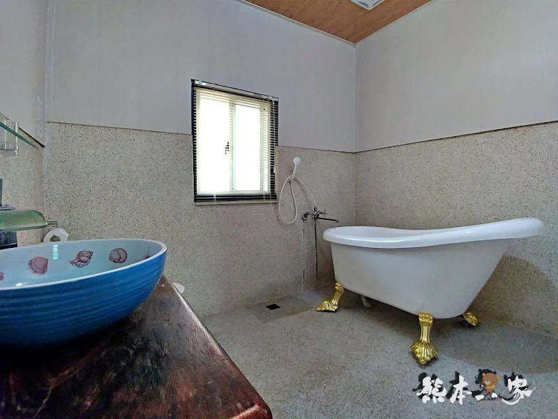 苗栗三義龍騰村百年大院古厝|焉美術行館|老屋重生傳統與現代的融合