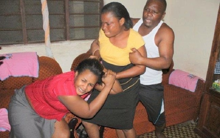 Two African women fighting over a man
