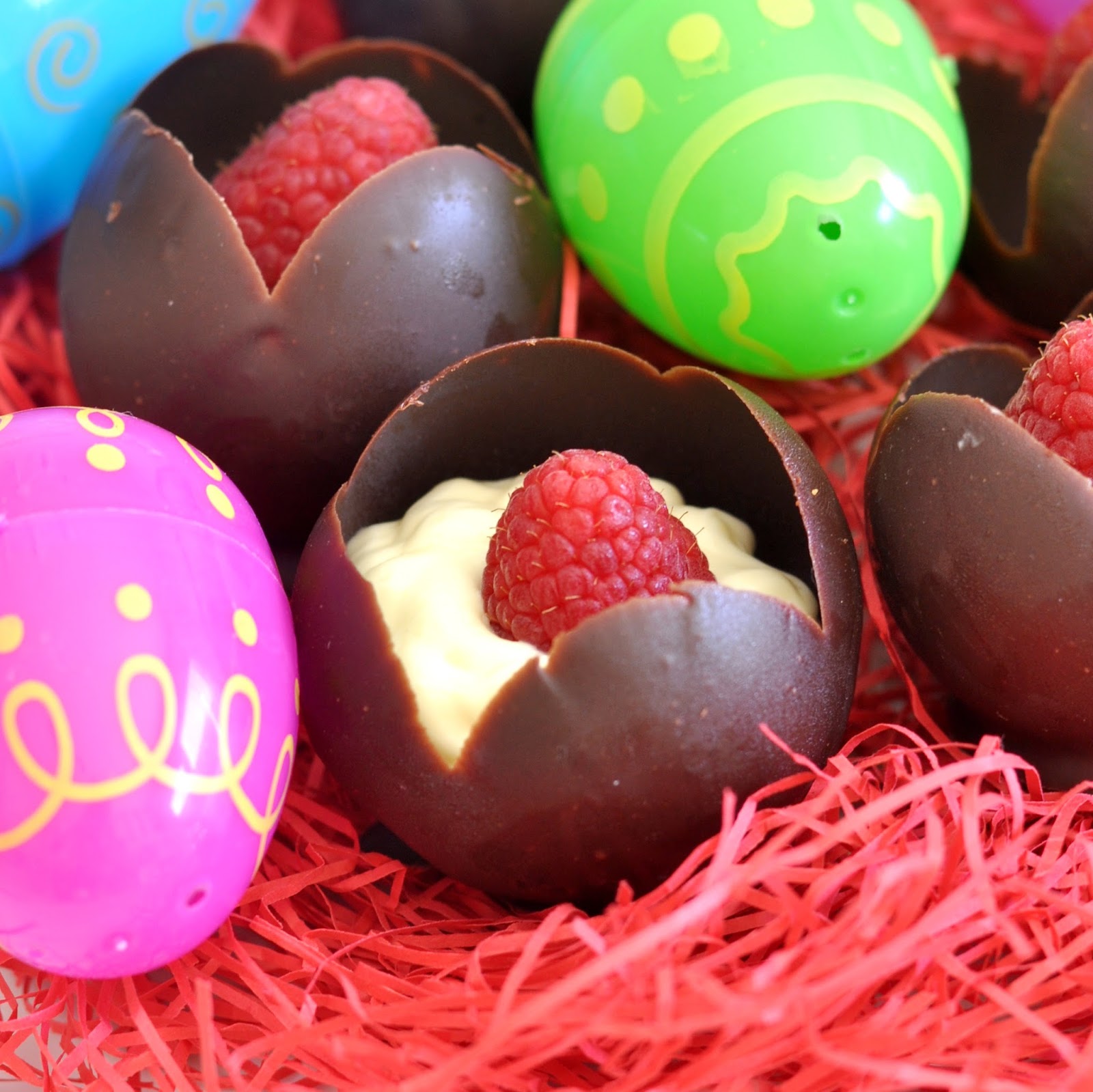 Cooking with Manuela Learn How to Make Chocolate Eggs with Balloons