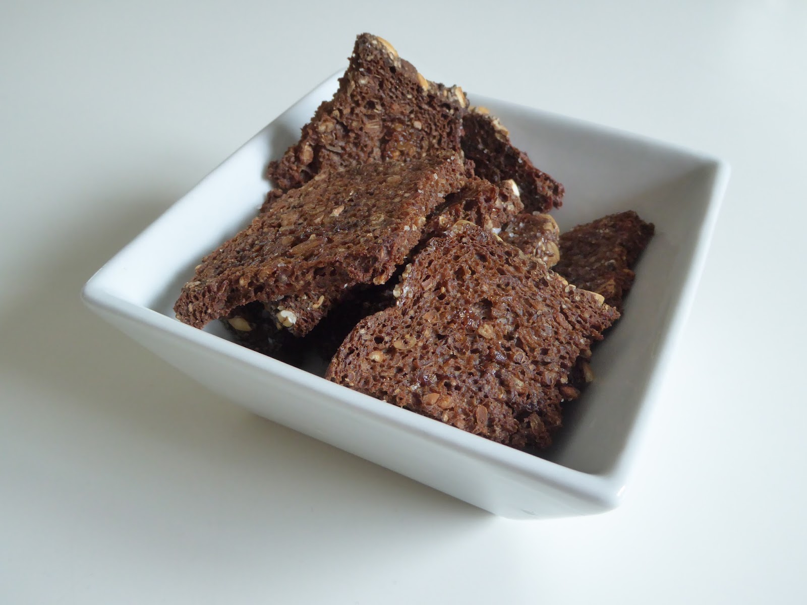 Family FECS Danish Rye Bread Chips