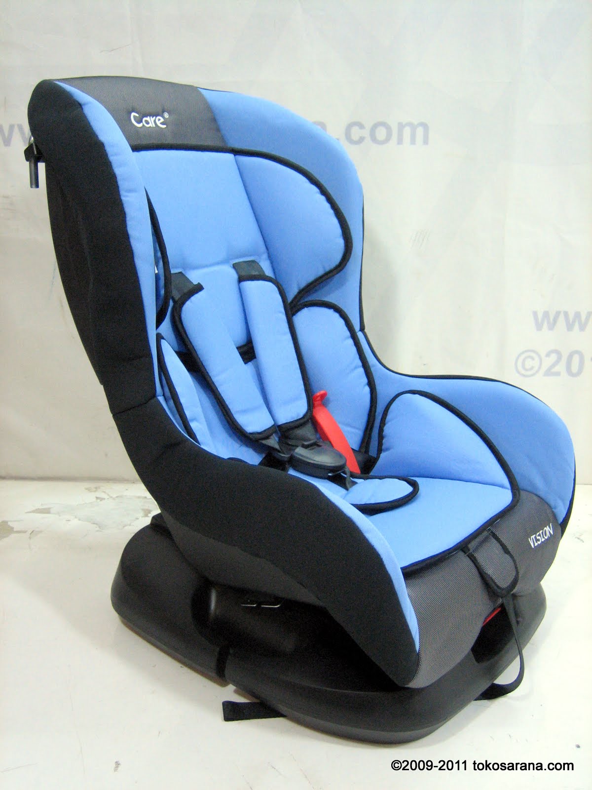 tokomagenta A Showcase of Products Care Vision Baby Car Seat Forward