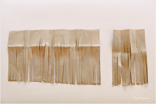 como-hacer-escoba-diy-bolsa-papel-reciclada-paso-2