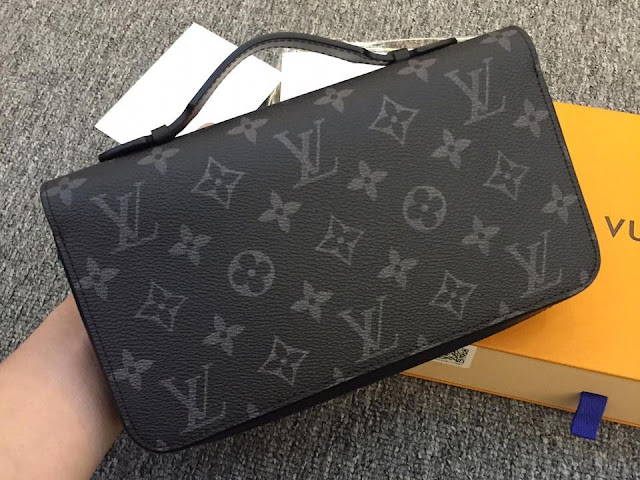 Clutch nam Louis Vuitton