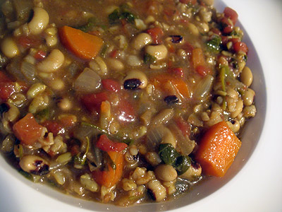 black-eyed pea soup with tomatoes and spices
