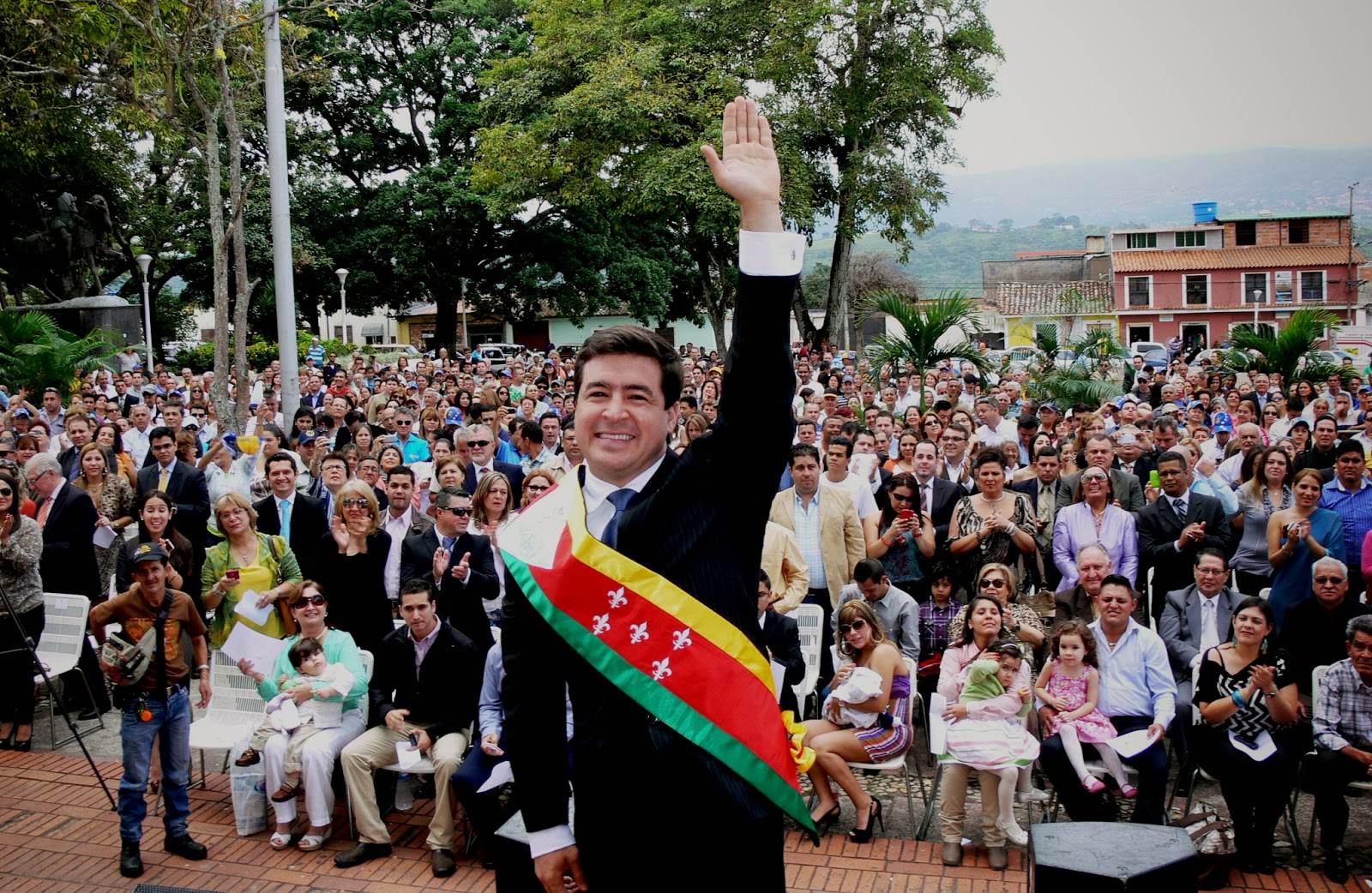 Daniel Ceballos Fue Juramentado Como Nuevo Alcalde del Municipio San