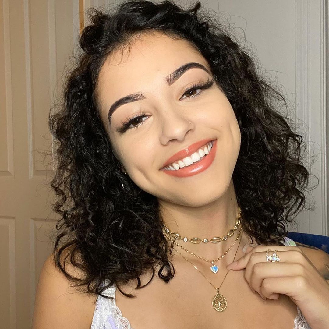 Malu Trevejo Instagram Clicks 30 Mar -2020