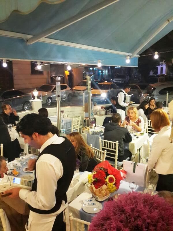 cumartesinapsak: YEŞİLKÖY’ÜN BEYAZ MEYHANESİ ELEOS