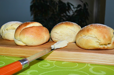 Pães-de-Leite Pães-de-Leite