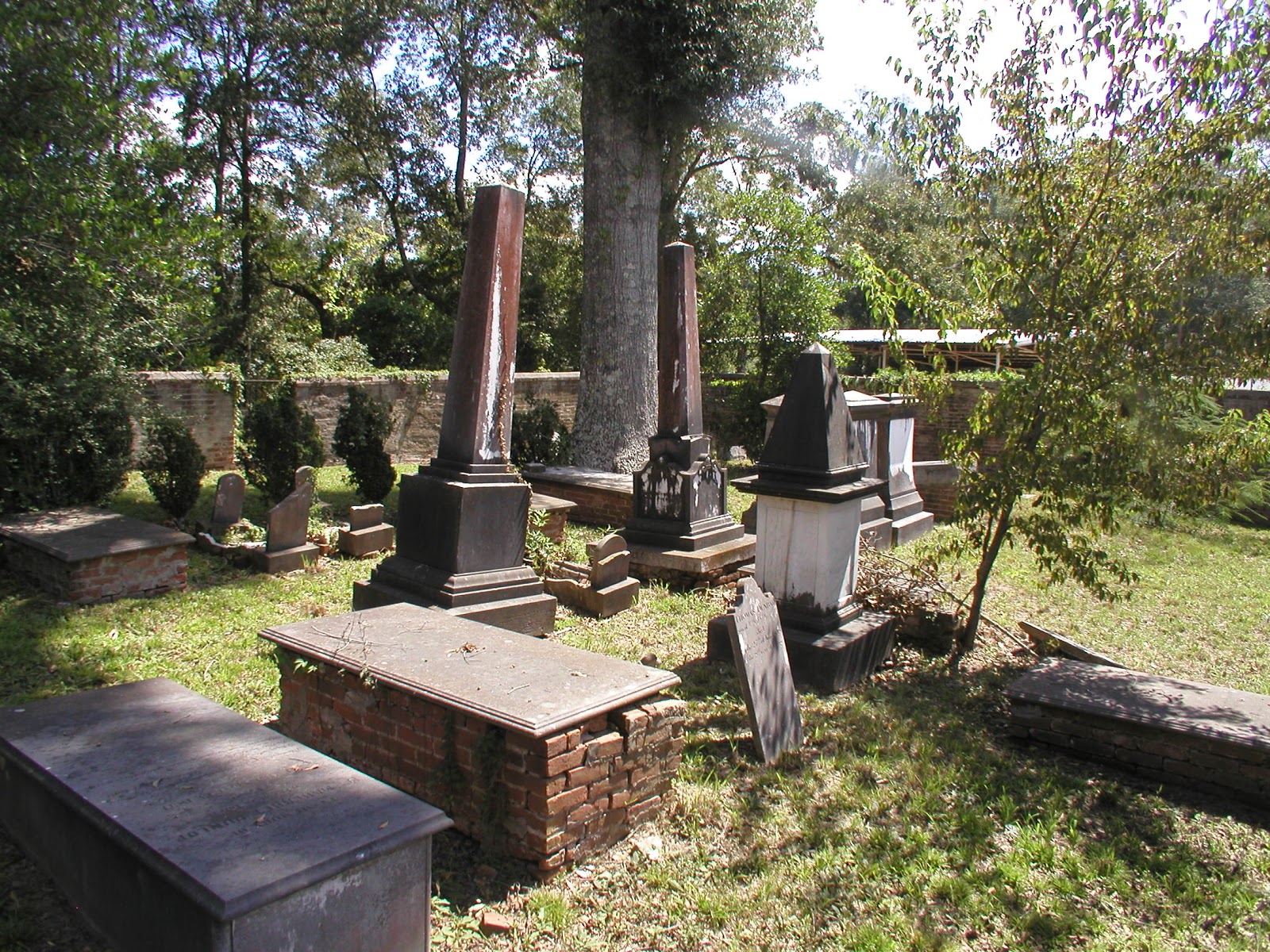 Shantybellum Where the Dead Lie Buried