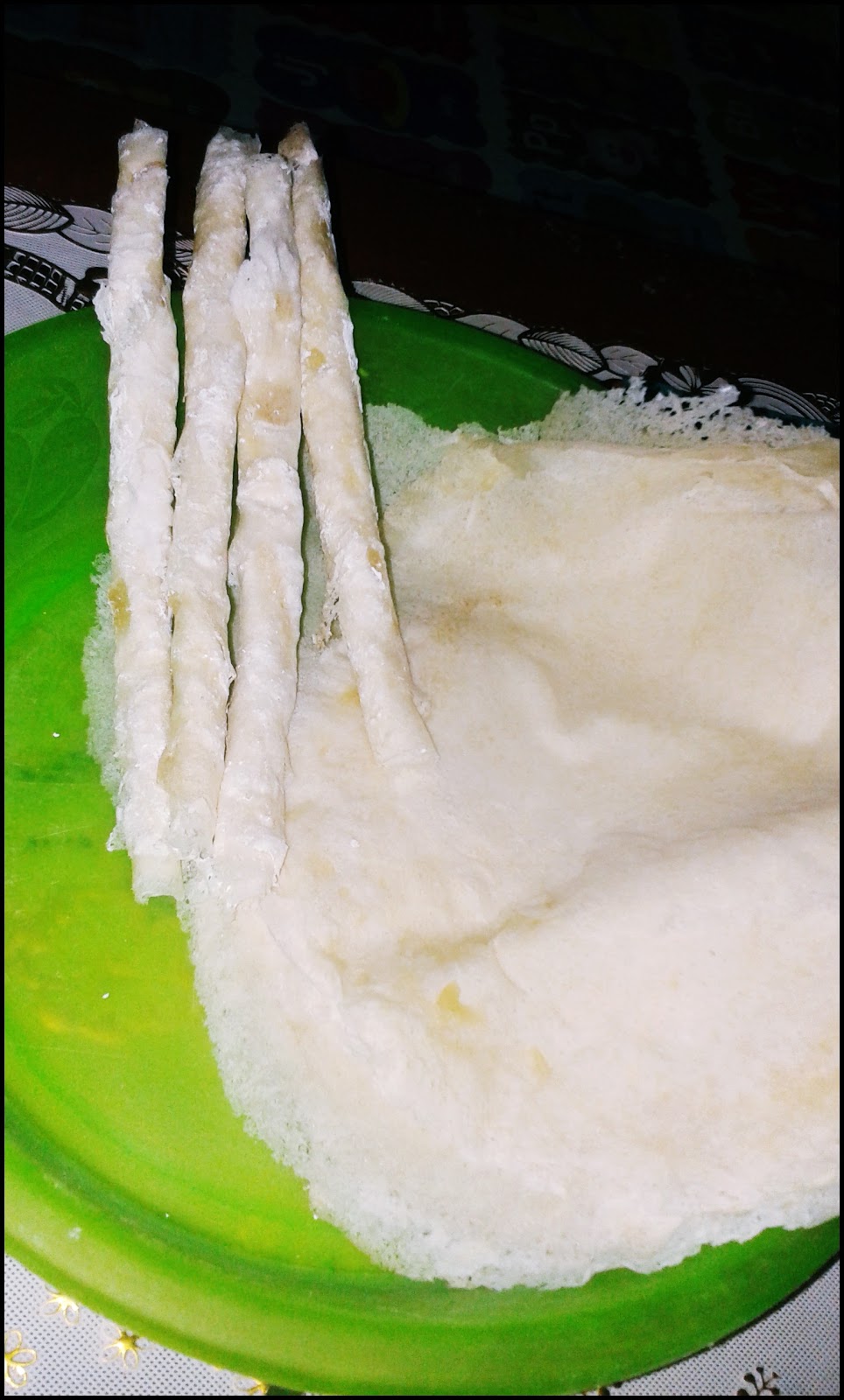 RESEP DAN CARA MUDAH MEMBUAT KERIPIK KULIT LUMPIA YANG RESEP DAN CARA MUDAH MEMBUAT KERIPIK KULIT LUMPIA YANG