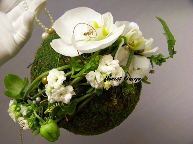 Floral Art Forum: Lovely floral designer, Onega Dahlgren from Sweden ...