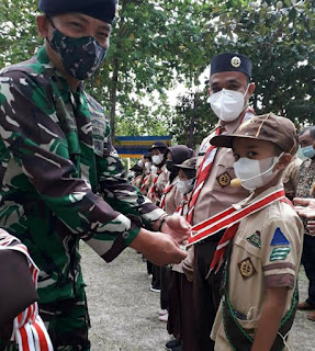  Sempena Hari peramuka ke-60Camat Singkep selatan merasa bangga atas perestasi siswa/i Meraih Tiga Perhargaan KPG