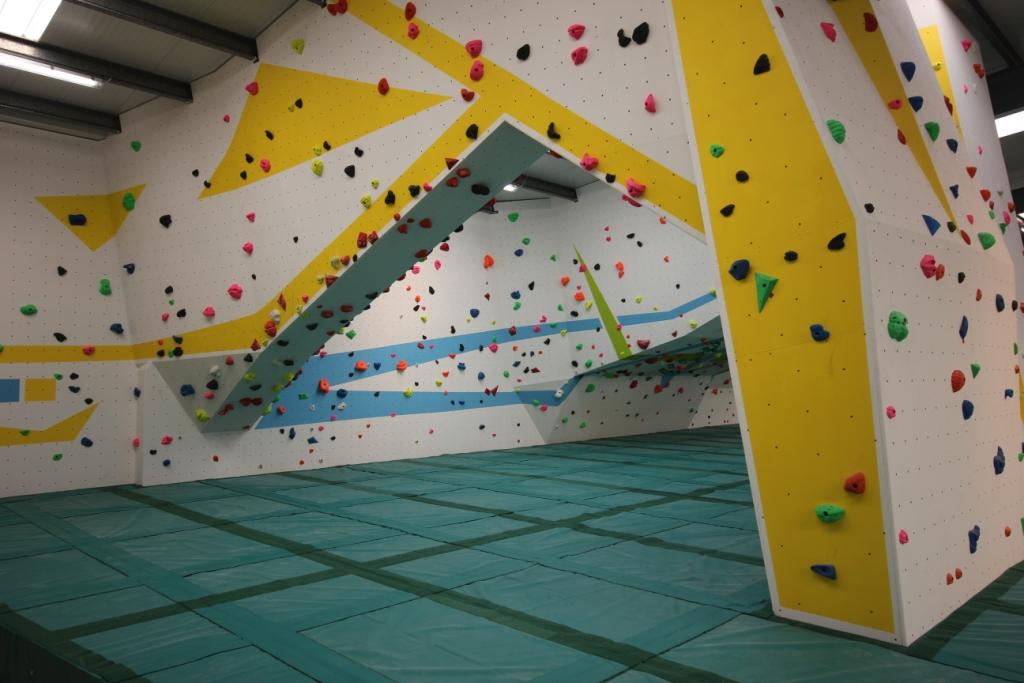 Bouldering Ireland Awesome Walls Dublin open tomorrow