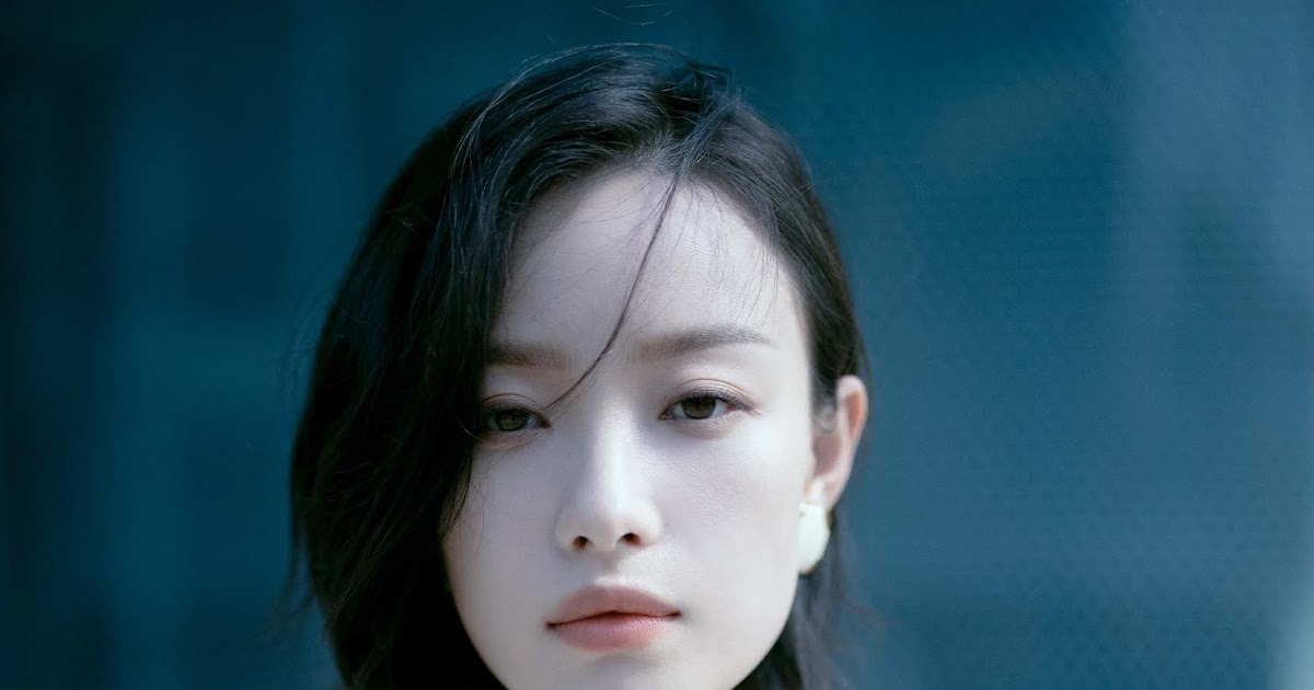 China Entertainment News Ni Ni poses for photo shoot