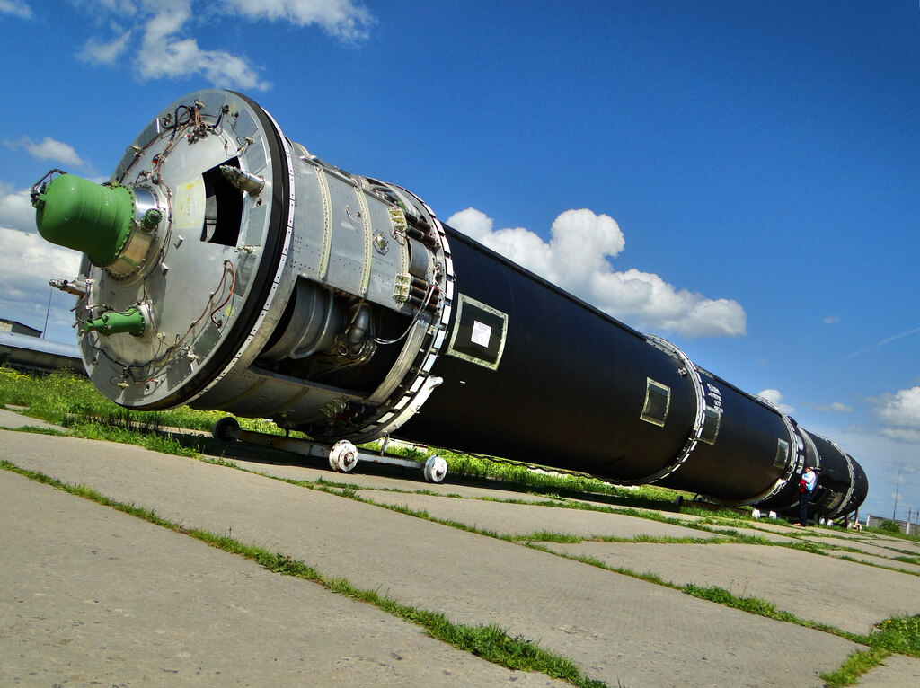 قصة صُنع روسيا "ابن الشيطان"صاروخ باليستي ثقيل جديد عابر للقارات (ICBM)