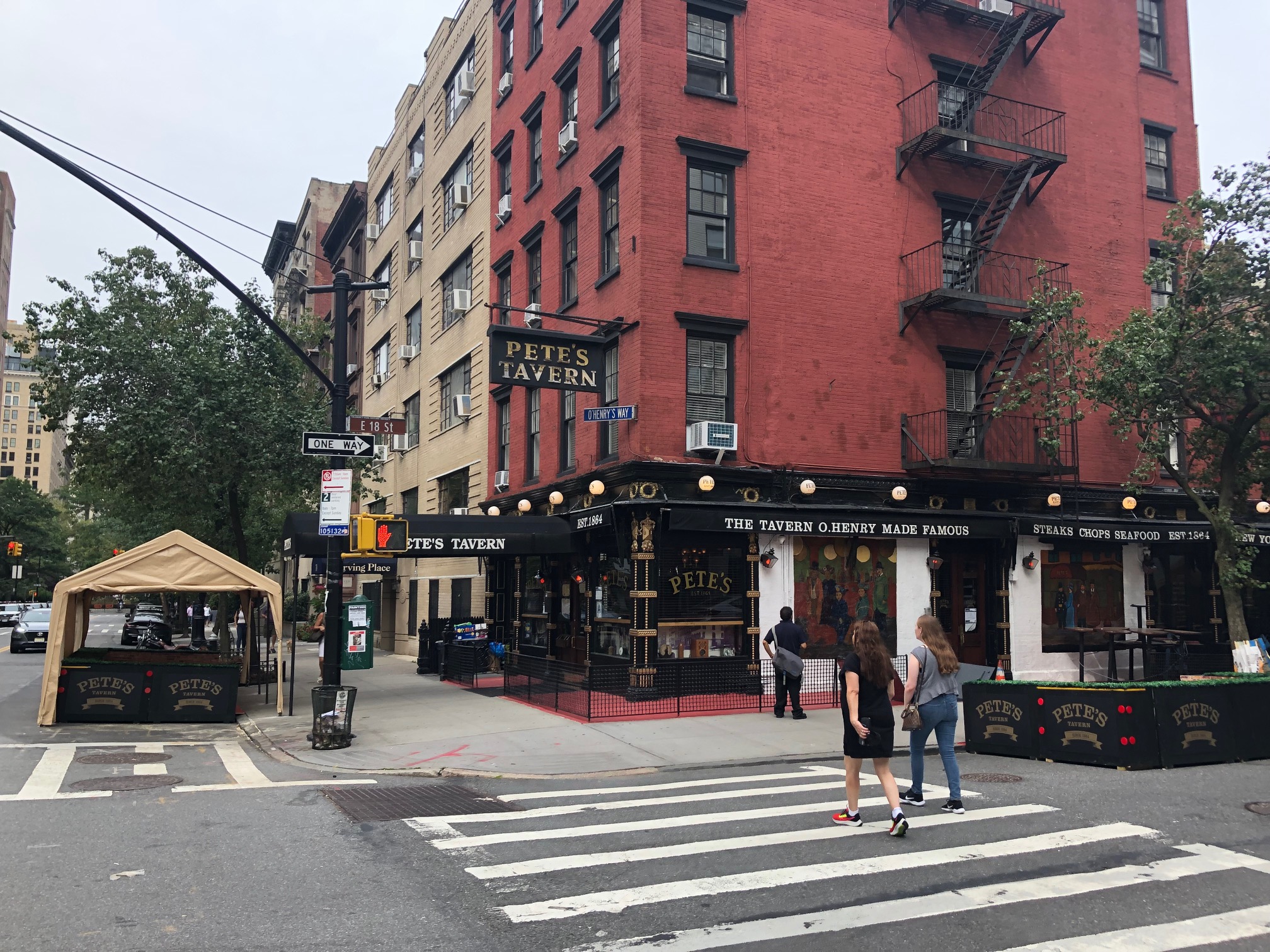 EV Grieve Reader report Pete's Tavern looking closer to reopening