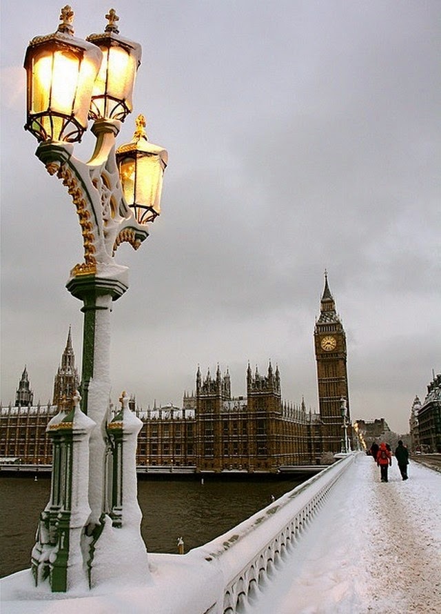 snow dusk london big ben