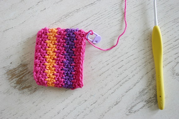 Eyewear Case Free Crochet Pattern by Susan Carlson of Felted Button