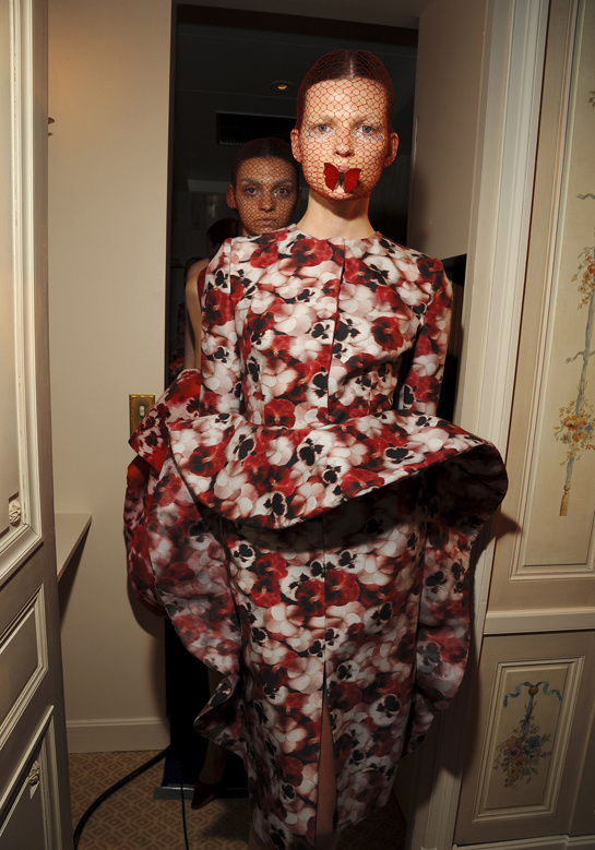Backstage With the Models at Giambattista Valli Haute Couture - The ...
