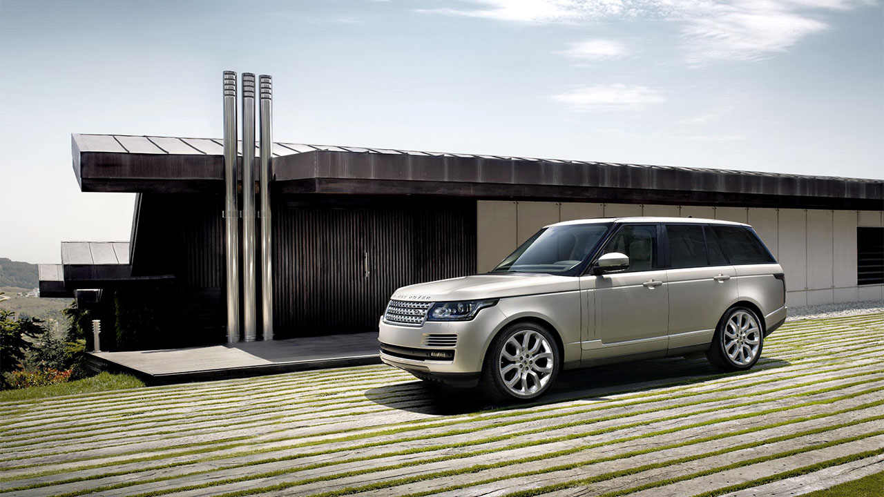 Technical Beauty at Boxfox1: The All-New Range Rover
