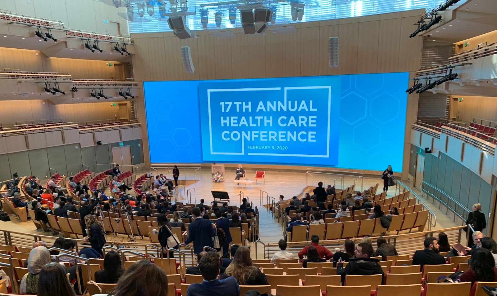 医疗保健类股票技术分析：极端超买状态凸显短期回调风险