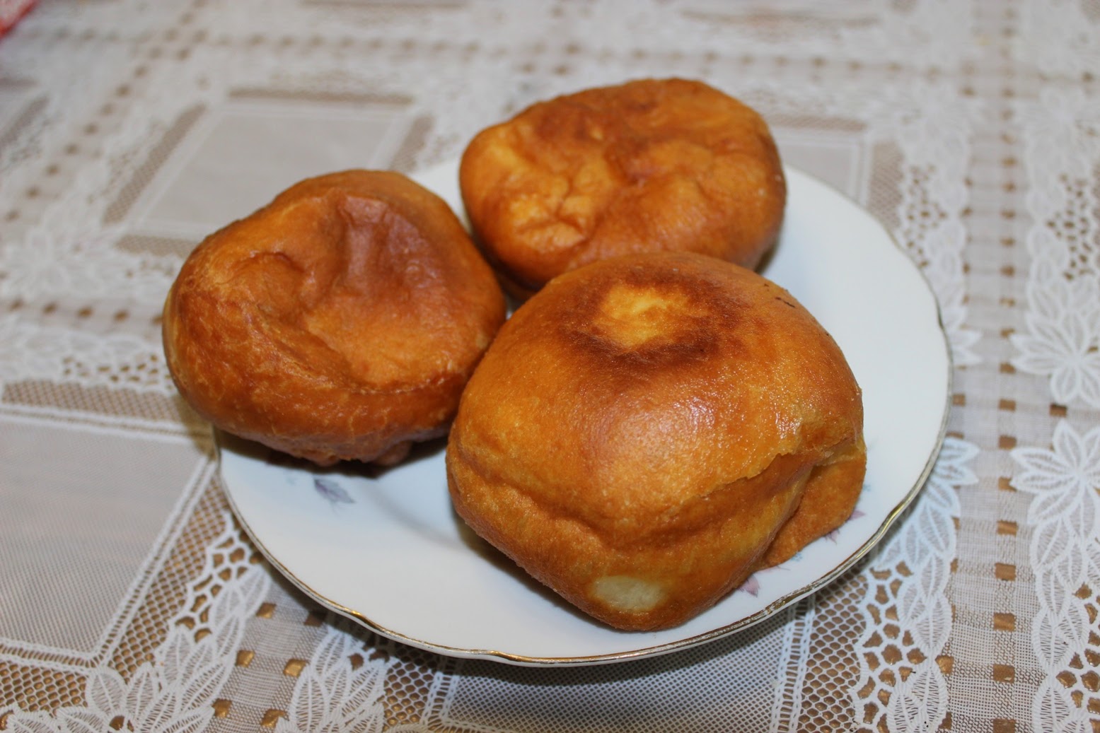 Пирожки с повидлом, капустой